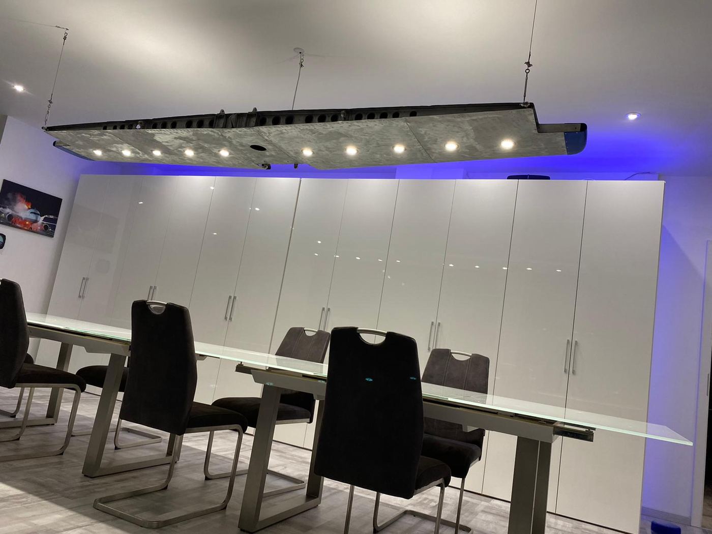 Control-surface shelf, lit